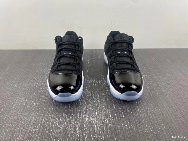 1st Kicks Space FV5104-004 Low Jordan Air Jam 11 0728